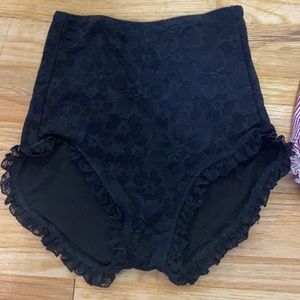 Gypsy Soul “knicker” bottoms black lace, size XS